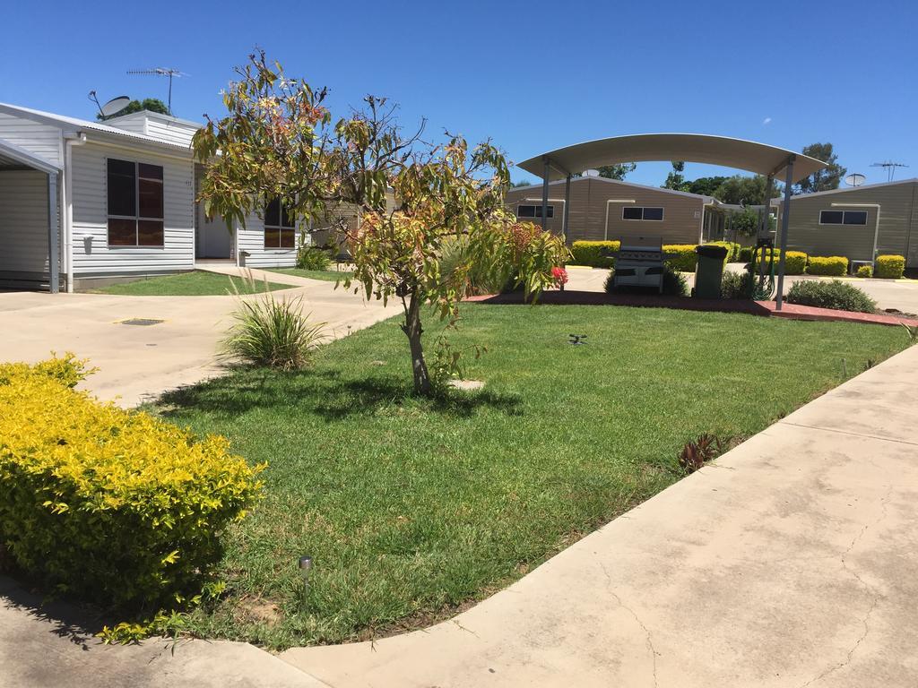 Springsure Overlander Motel Exterior photo